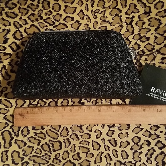 ReVive 3pc Skincare Set w/Bag-NWT!!! - Picture 4 of 4